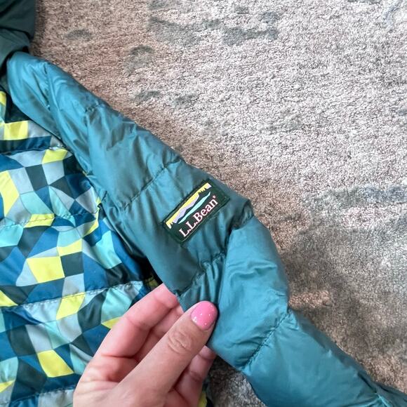 L.L. Bean Infants' Ultralight 650 Down Bunting Snowsuit 6-12 Months NWT - Picture 4 of 12